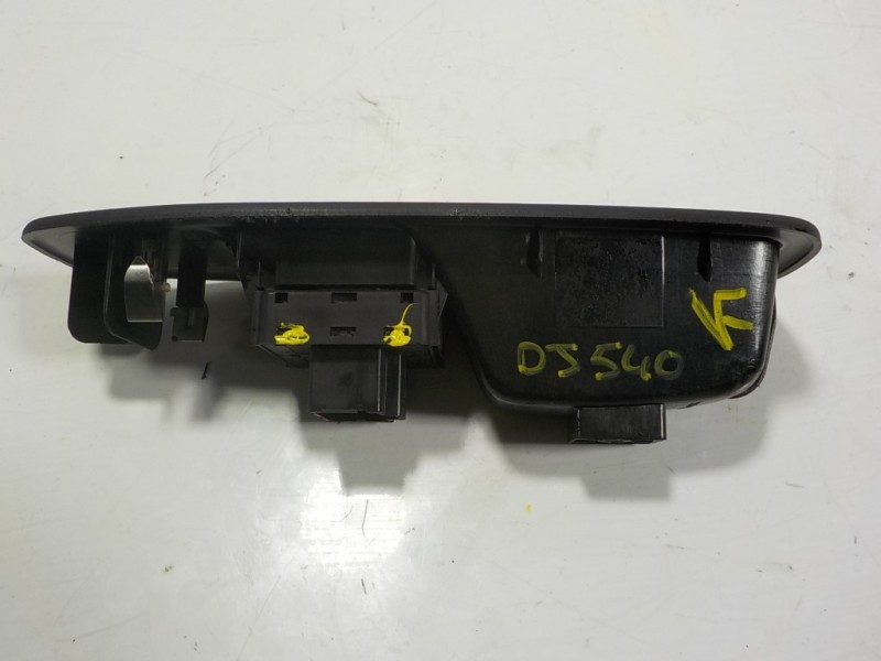 Recambio de mando elevalunas delantero izquierdo para peugeot 208 1.6 blue-hdi fap referencia OEM IAM 96758193ZD 96758193ZD 