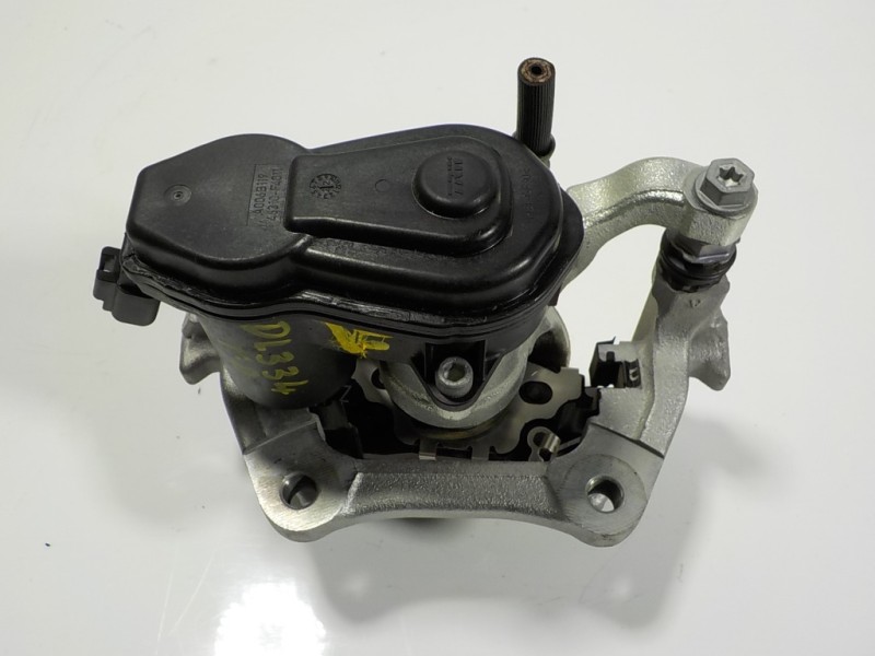 Recambio de pinza freno trasera derecha para toyota c-hr hybrid dynamic referencia OEM IAM 47830F4030 46310F4011 
