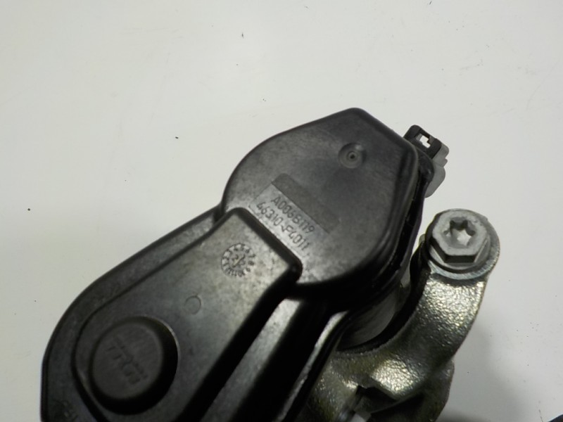 Recambio de pinza freno trasera derecha para toyota c-hr hybrid dynamic referencia OEM IAM 47830F4030 46310F4011 