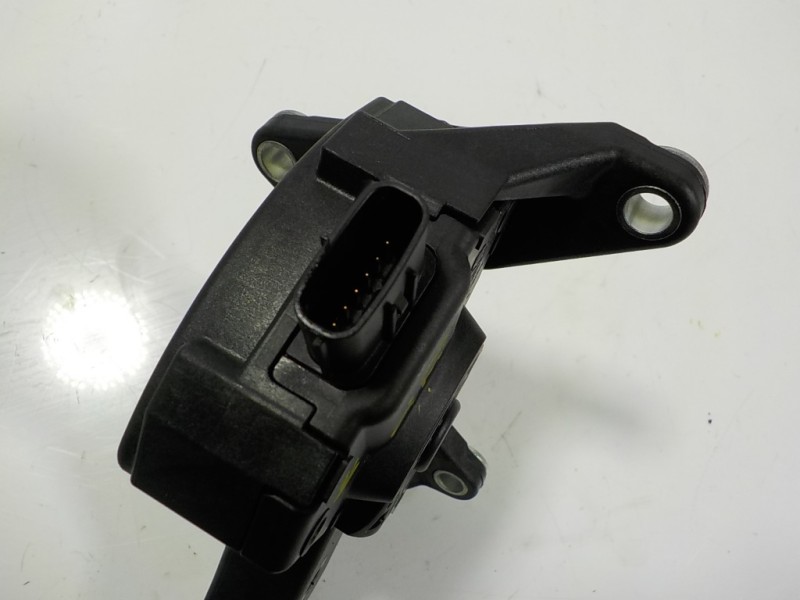 Recambio de potenciometro pedal para toyota c-hr hybrid dynamic referencia OEM IAM 78110F4022 78110F4022 