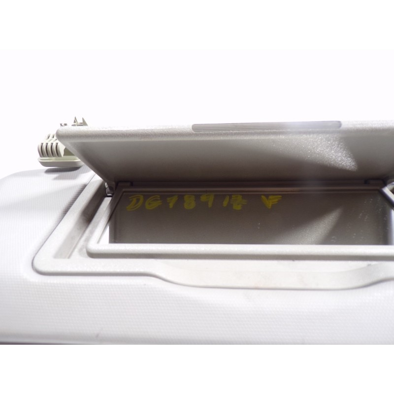 Recambio de parasol izquierdo para mercedes-benz clase c (w204) berlina 2.2 cdi cat referencia OEM IAM A20481005107K67  