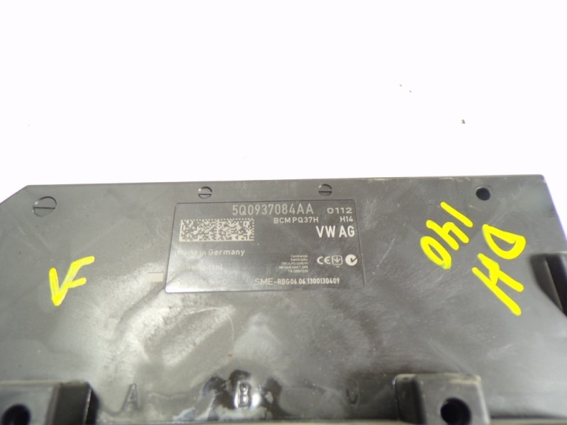 Recambio de modulo electronico para seat leon sc (5f5) fr referencia OEM IAM 5Q0937084AEZ00 5Q0937084AA 