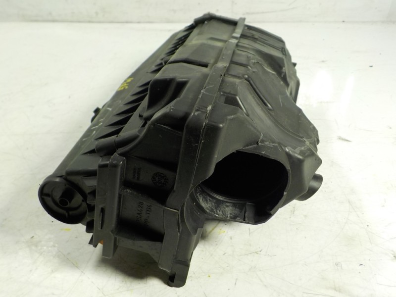 Recambio de filtro aire para peugeot 308 1.6 16v referencia OEM IAM   