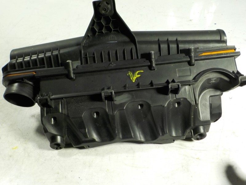 Recambio de filtro aire para peugeot 308 1.6 16v referencia OEM IAM   