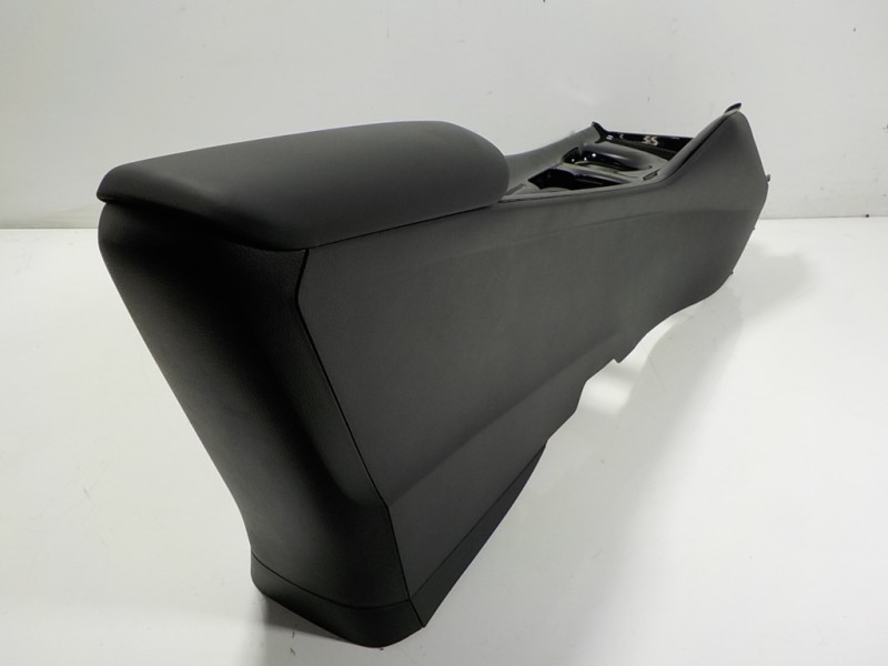 Recambio de apoyabrazos central para toyota c-hr hybrid dynamic referencia OEM IAM 58905F4010J1  58812F4010