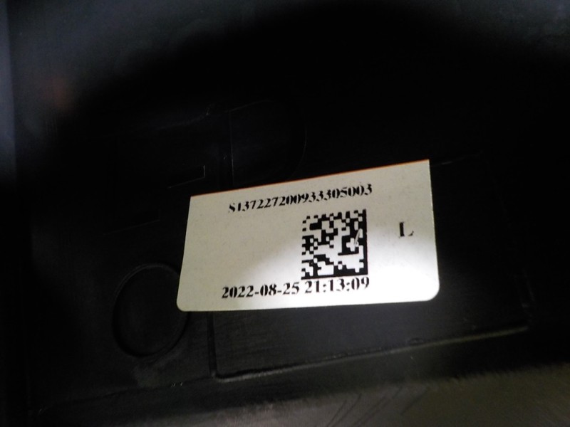 Recambio de apoyabrazos central para toyota c-hr hybrid dynamic referencia OEM IAM 58905F4010J1  58812F4010