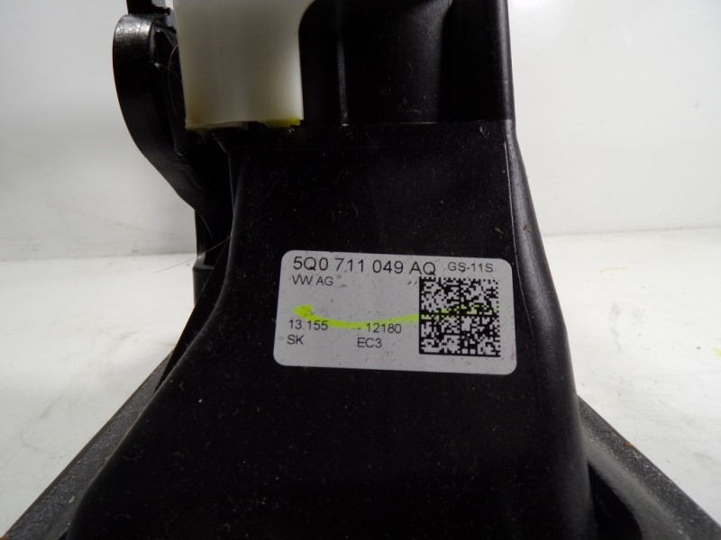 Recambio de palanca cambio para seat leon sc (5f5) fr referencia OEM IAM 5Q0711049AQ 5Q0711049AQ 