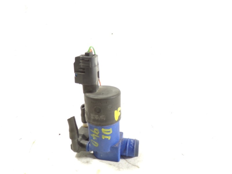 Recambio de bomba limpia para renault clio iv 1.5 dci diesel fap referencia OEM IAM 8200316568  