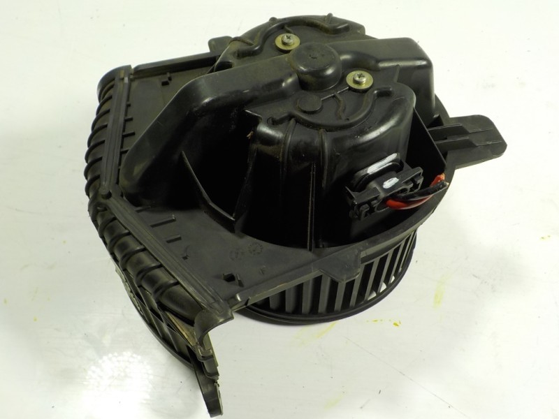 Recambio de motor calefaccion para renault scenic ii 1.5 dci diesel referencia OEM IAM   