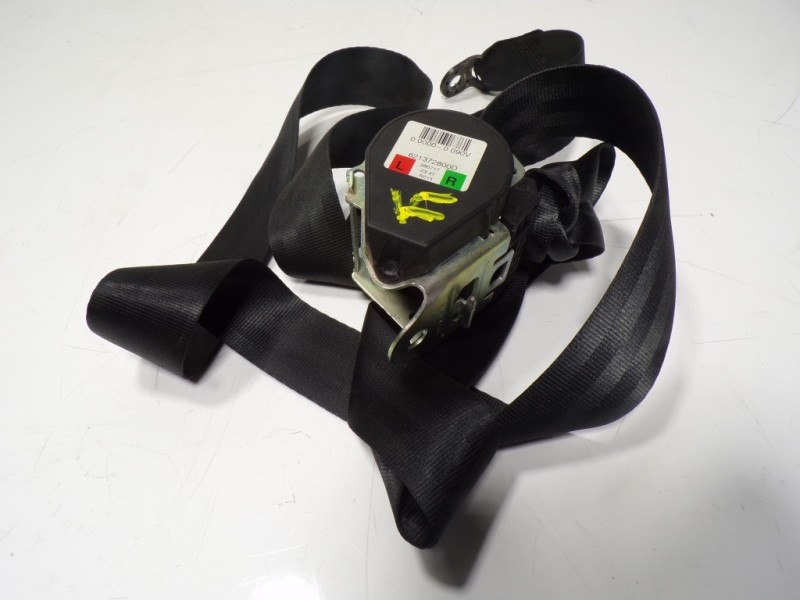 Recambio de cinturon seguridad trasero derecho para skoda rapid 1.6 tdi dpf referencia OEM IAM 5JH857447CRAA 621372800D 