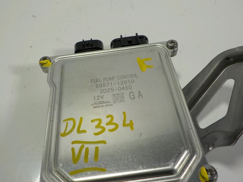 Recambio de modulo electronico para toyota c-hr hybrid dynamic referencia OEM IAM 8957112010 8957112010 