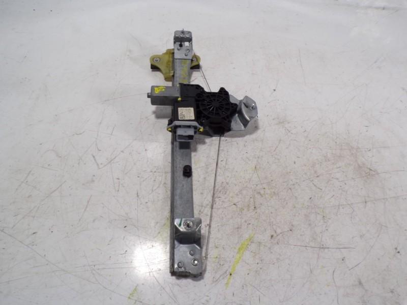 Recambio de elevalunas delantero izquierdo para renault clio iv 1.5 dci diesel fap referencia OEM IAM 807018534R 128001492 