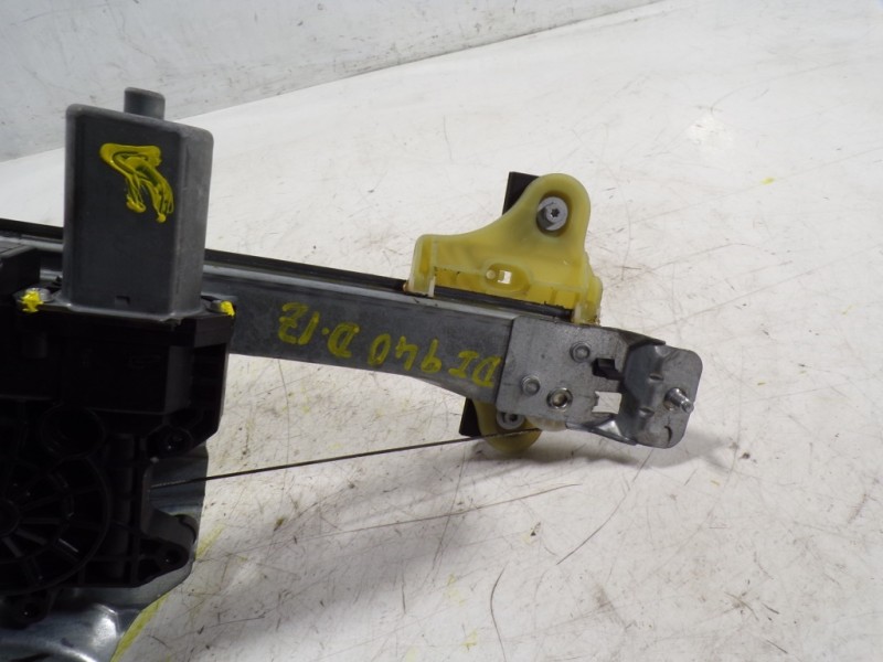 Recambio de elevalunas delantero izquierdo para renault clio iv 1.5 dci diesel fap referencia OEM IAM 807018534R 128001492 