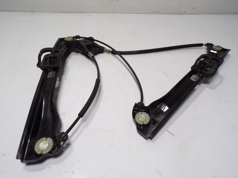 Recambio de elevalunas delantero izquierdo para skoda rapid 1.6 tdi dpf referencia OEM IAM 5JA837461  