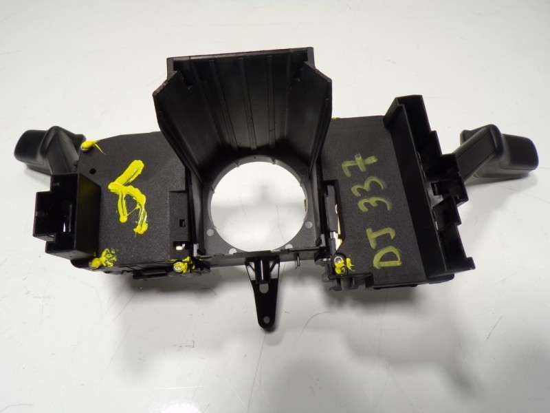 Recambio de mando intermitentes para skoda rapid 1.6 tdi dpf referencia OEM IAM  2Q0953507E 1013792101