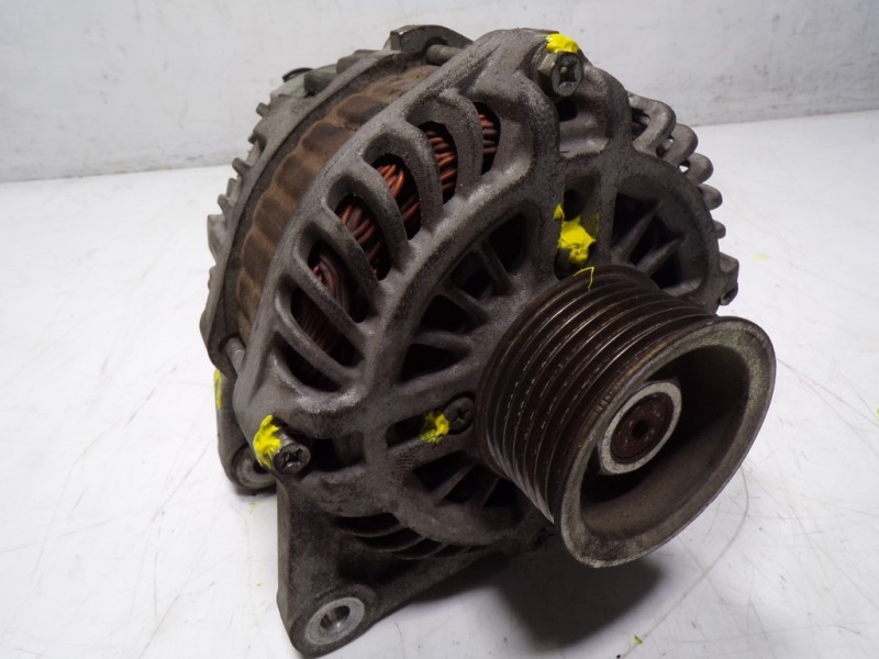 Recambio de alternador para nissan juke (f15) 1.6 16v cat referencia OEM IAM 231001KA1A 231001KA1A A2TJ1291ZE