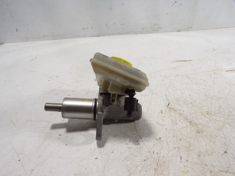 Recambio de bomba freno para audi a6 avant (4f2) 2.0 16v tdi referencia OEM IAM 4B3611021  
