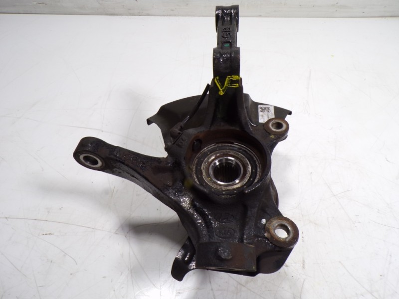 Recambio de mangueta delantera izquierda para hyundai i20 1.2 16v cat referencia OEM IAM 51715C8000  517501S000