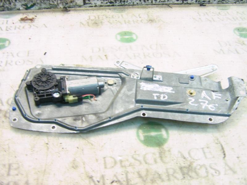 Recambio de elevalunas trasero derecho para volvo s70 berlina 2.5 d / tdi referencia OEM IAM 9152726 100575 