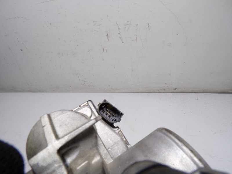 Recambio de caja mariposa para hyundai i20 1.2 16v cat referencia OEM IAM 3510004700 3510004700 