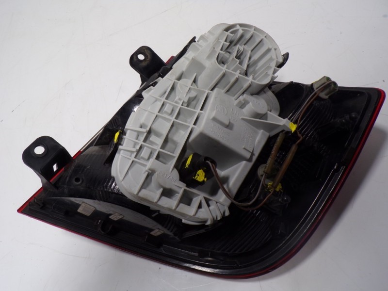 Recambio de piloto trasero izquierdo para skoda rapid 1.6 tdi dpf referencia OEM IAM 5JH945111A 5JH945095A 