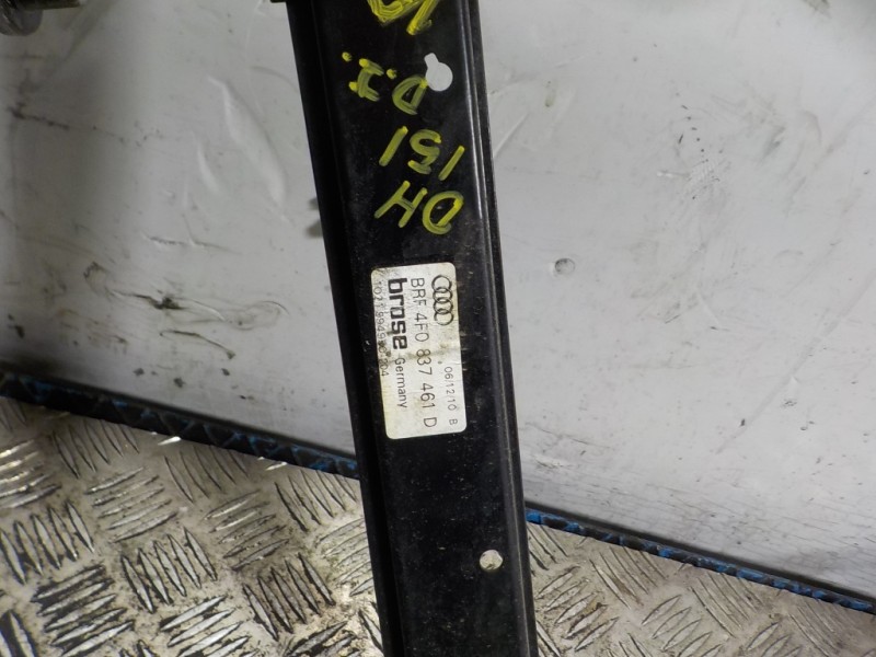 Recambio de elevalunas delantero izquierdo para audi a6 avant (4f2) 2.0 16v tdi referencia OEM IAM 4F0837461D  