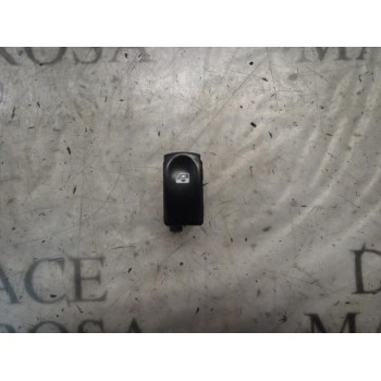 MANDO ELEVALUNAS DELANTERO DERECHO 