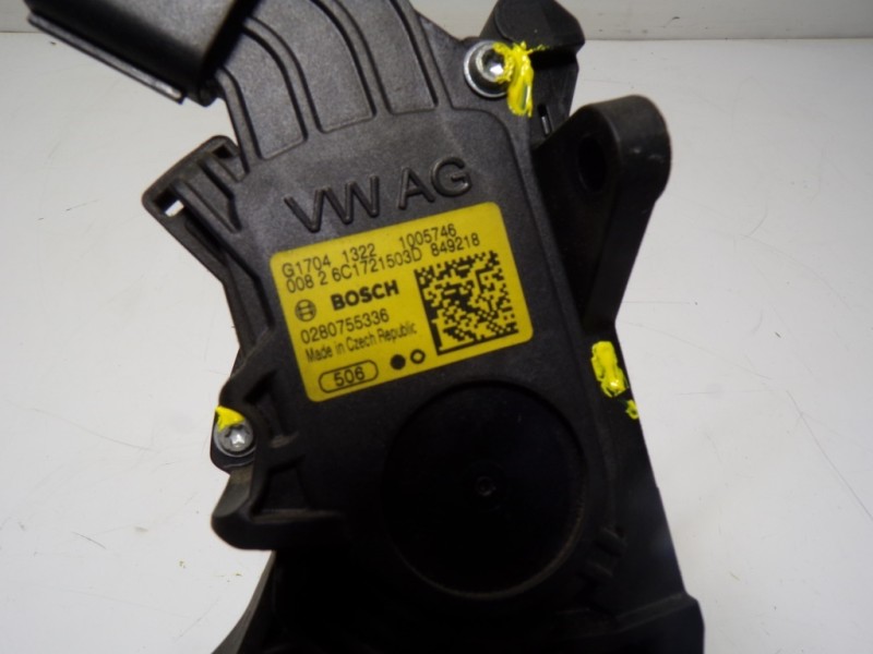 Recambio de potenciometro pedal para skoda rapid 1.6 tdi dpf referencia OEM IAM 6C1721503D 6C1721503D 0280755336
