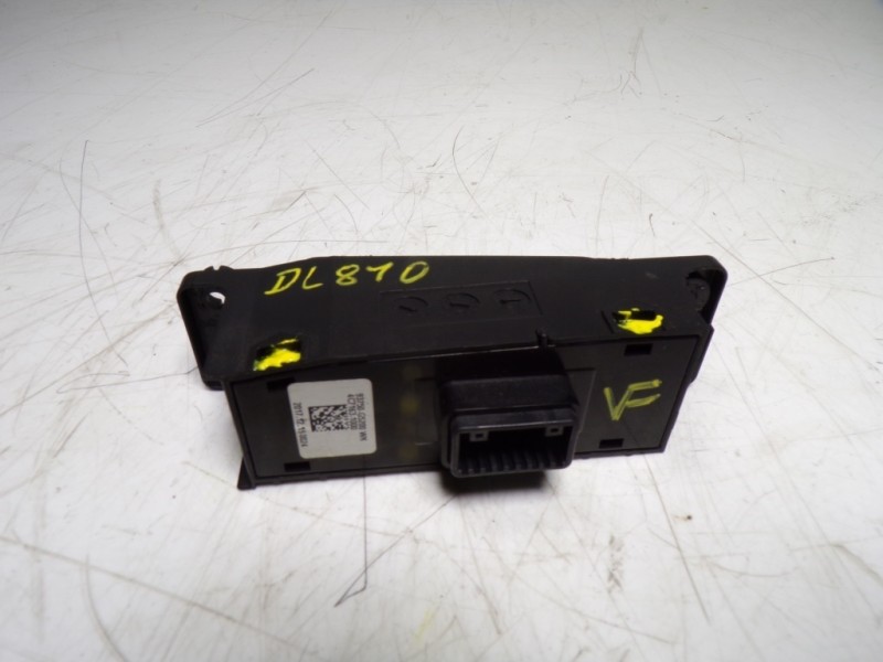 Recambio de mando multifuncion para kia niro drive plug-in hybrid referencia OEM IAM 93750G5200WK 93750G5200 