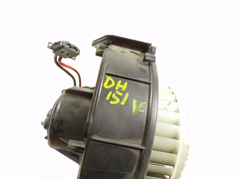 Recambio de motor calefaccion para audi a6 avant (4f2) 2.0 16v tdi referencia OEM IAM 4F0820020A  