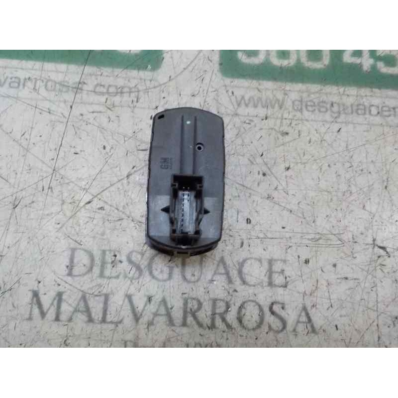 Recambio de mando elevalunas delantero izquierdo para opel corsa e 1.4 referencia OEM IAM   