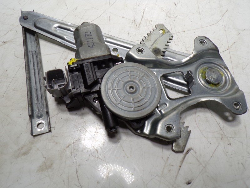 Recambio de elevalunas trasero izquierdo para nissan juke (f15) 1.6 16v cat referencia OEM IAM 827211U600 401170 401170