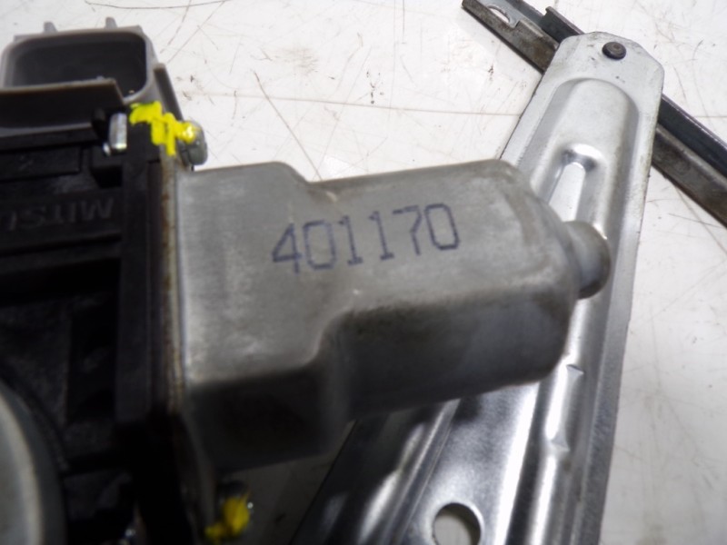 Recambio de elevalunas trasero izquierdo para nissan juke (f15) 1.6 16v cat referencia OEM IAM 827211U600 401170 401170