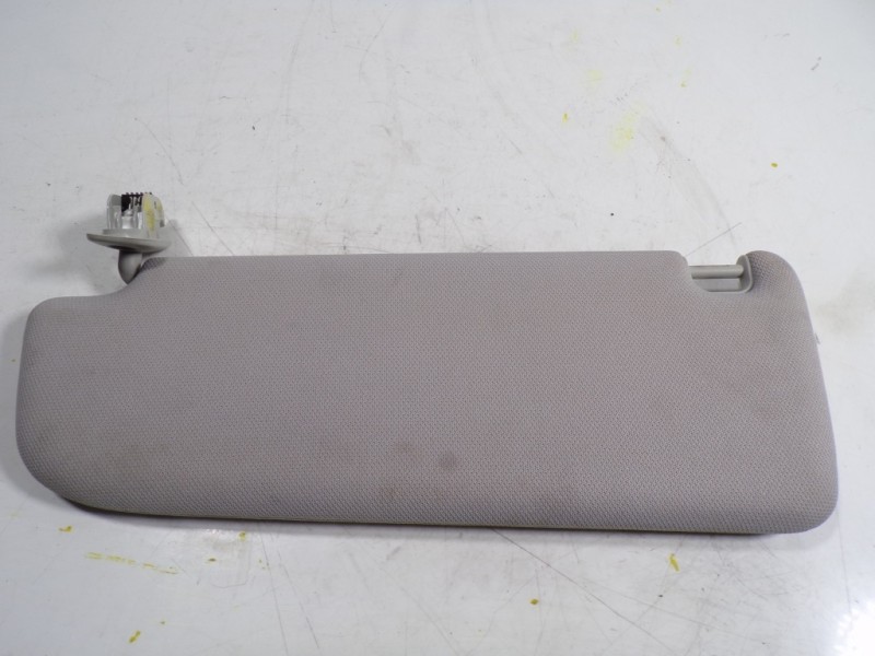 Recambio de parasol derecho para audi a6 avant (4f2) 2.0 16v tdi referencia OEM IAM 4F0857552P1S0 4F0857552AB 