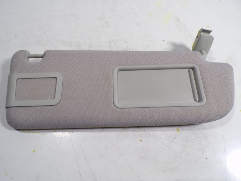Recambio de parasol derecho para audi a6 avant (4f2) 2.0 16v tdi referencia OEM IAM 4F0857552P1S0 4F0857552AB 