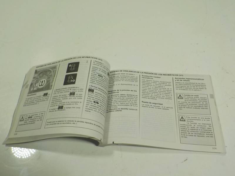 Recambio de moldura para renault megane iv berlina 5p 1.5 blue dci diesel fap referencia OEM IAM  999102616S 