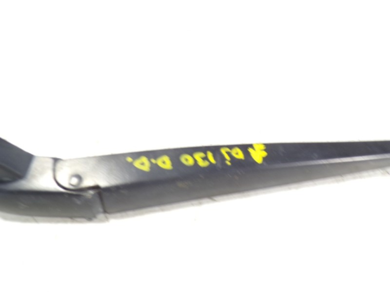 Recambio de brazo limpia delantero derecho para land rover discovery 4 tdv6 se referencia OEM IAM LR009807  