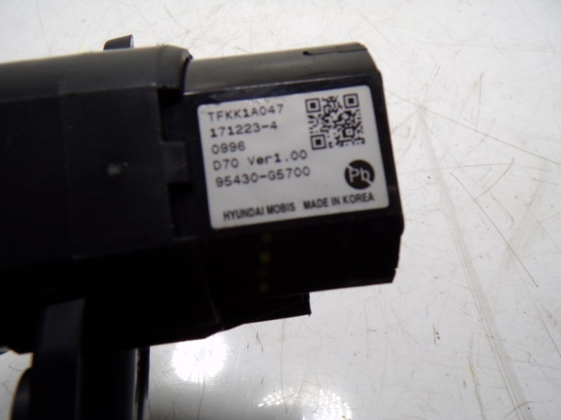 Recambio de modulo electronico para kia niro drive plug-in hybrid referencia OEM IAM 95430G5700 95430G5700 