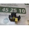 Recambio de mando elevalunas trasero derecho para toyota yaris 1.4 turbodiesel cat referencia OEM IAM 848100D030  