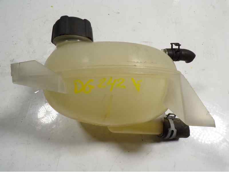 Recambio de deposito expansion para dacia duster 1.5 dci diesel fap cat referencia OEM IAM 7701470460  
