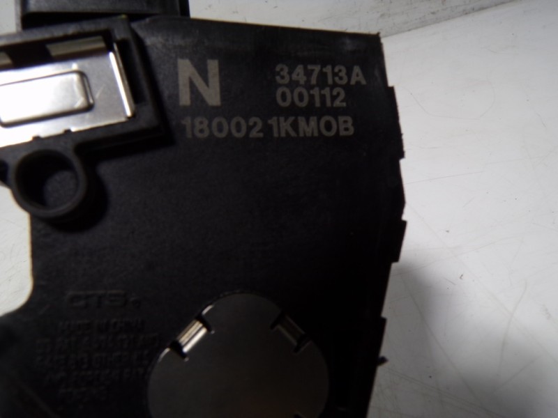 Recambio de potenciometro pedal para nissan juke (f15) 1.6 16v cat referencia OEM IAM 180021KM0B 180021KM0B 34713A00112