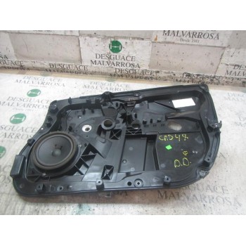 ELEVALUNAS DELANTERO DERECHO 