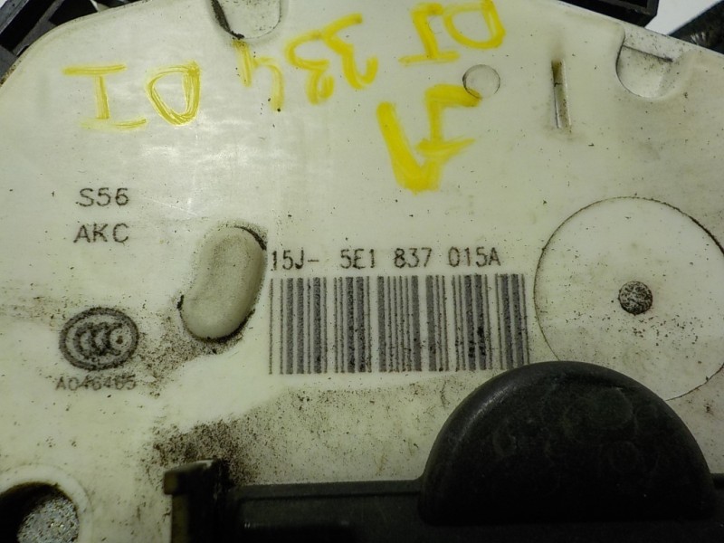 Recambio de cerradura puerta delantera izquierda para seat toledo (kg3) 1.6 tdi referencia OEM IAM 5E0839016A 5E1837015A 