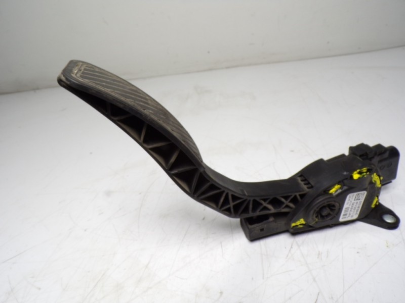 Recambio de potenciometro pedal para ford transit courier 1.5 tdci cat referencia OEM IAM 2120072 8V219F836AC 