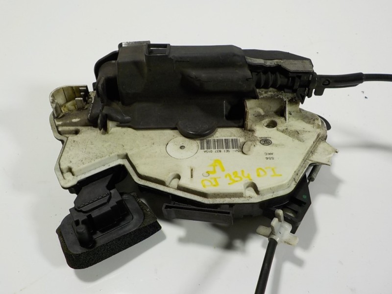 Recambio de cerradura puerta delantera izquierda para seat toledo (kg3) 1.6 tdi referencia OEM IAM 5E0839016A 5E1837015A 