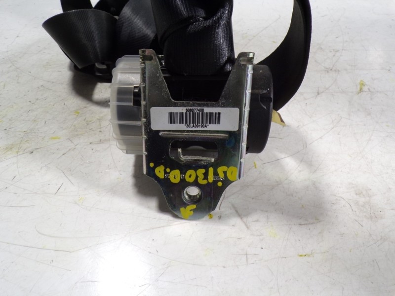 Recambio de cinturon seguridad delantero derecho para land rover discovery 4 tdv6 se referencia OEM IAM LR009283 608077400 60807