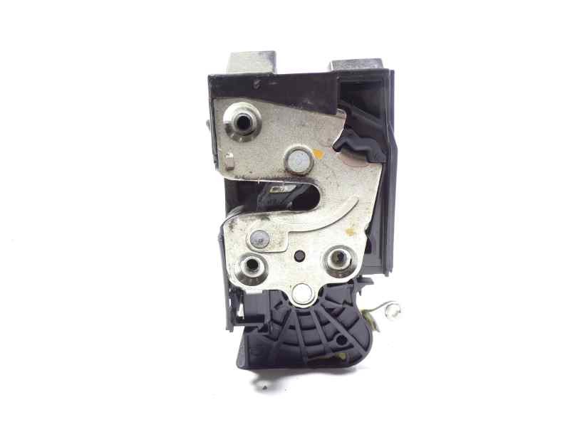 Recambio de cerradura puerta delantera derecha para dacia sandero 1.5 dci diesel fap cat referencia OEM IAM 805026816R  