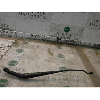 BRAZO LIMPIA DELANTERO DERECHO 