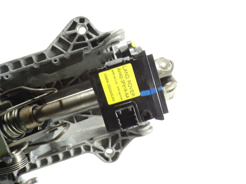 Recambio de columna direccion para land rover discovery 4 tdv6 se referencia OEM IAM LR014079 AH223C529CA 