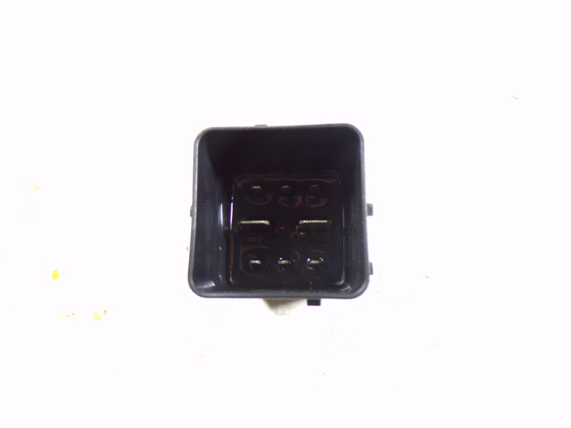 Recambio de caja precalentamiento para peugeot expert combi standard referencia OEM IAM 9803299780 9803299780 